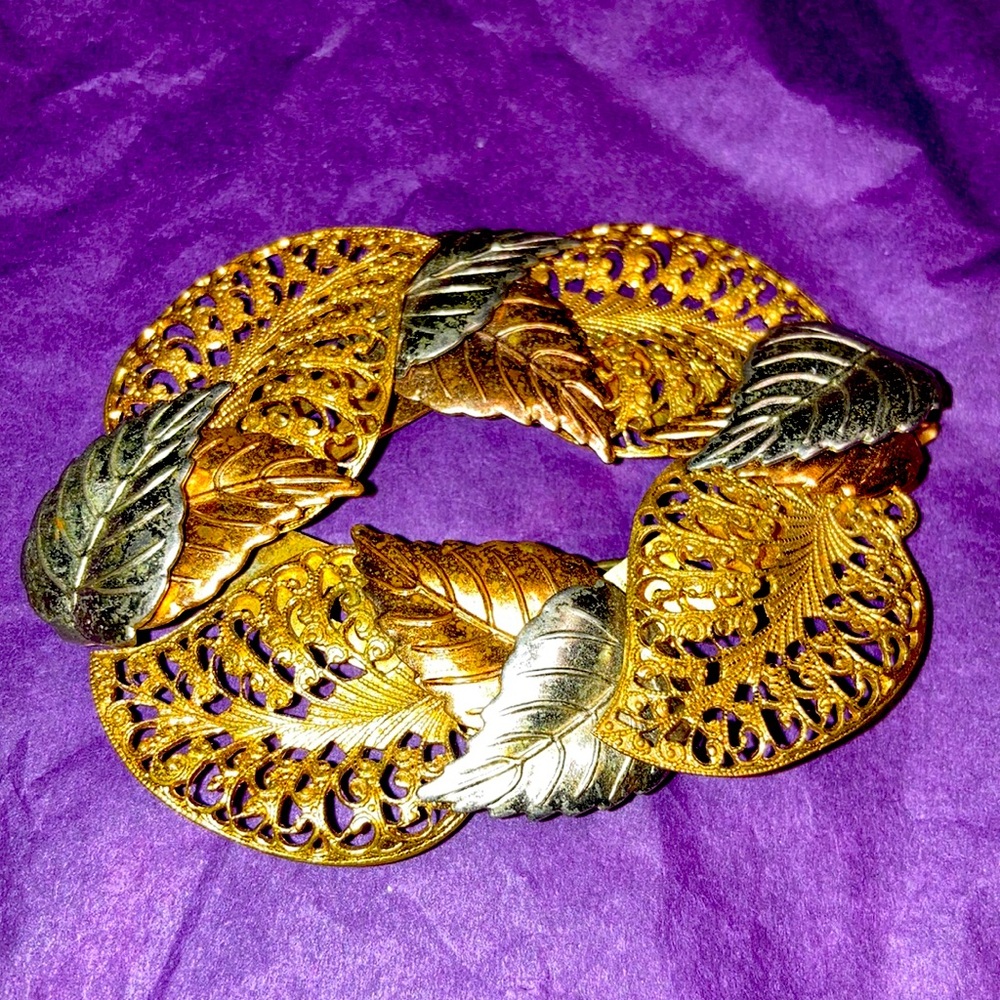 1940s Art Deco fall brooch